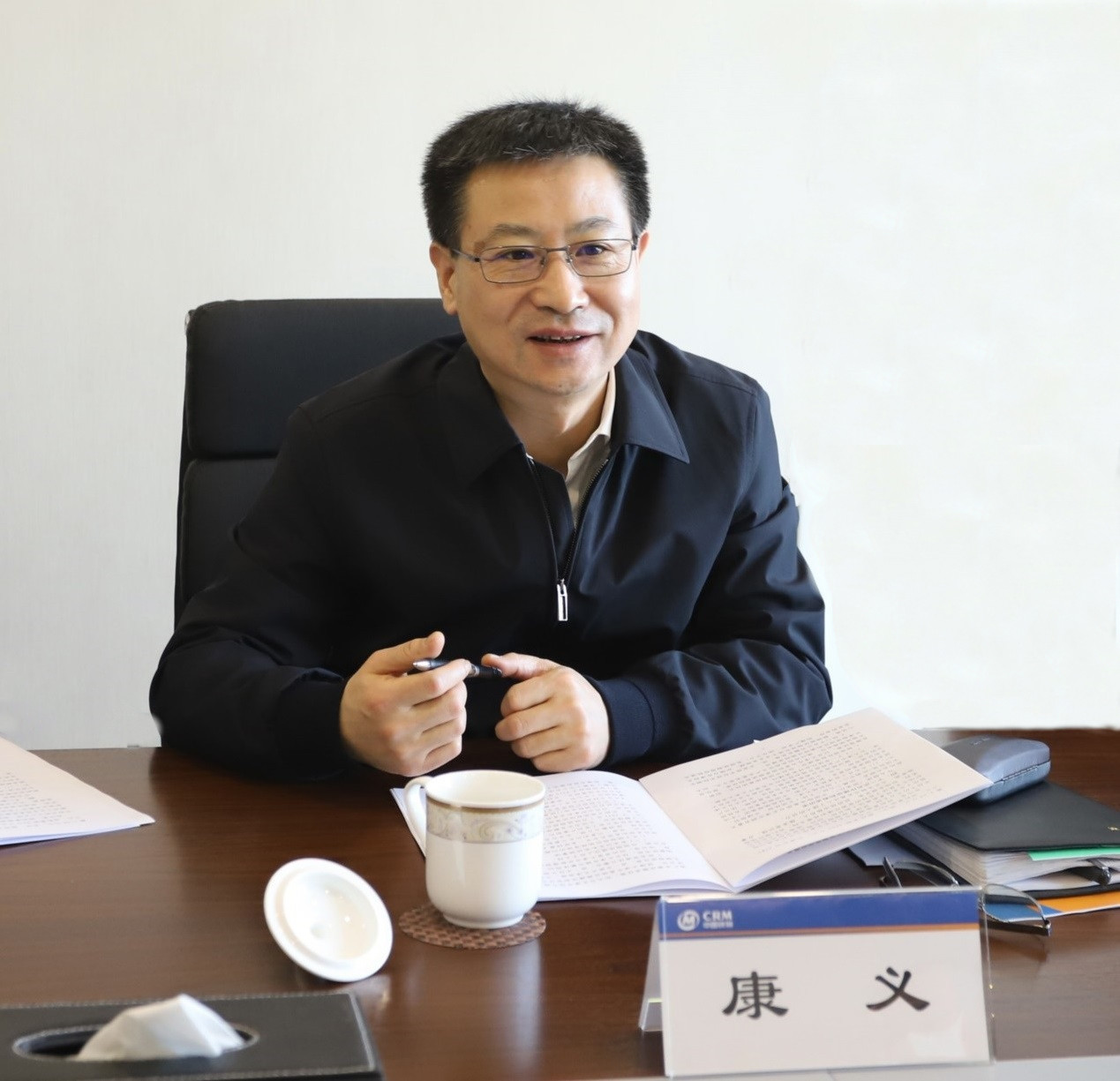 天津市副市长康义到中国Betway必威调研领导工作
